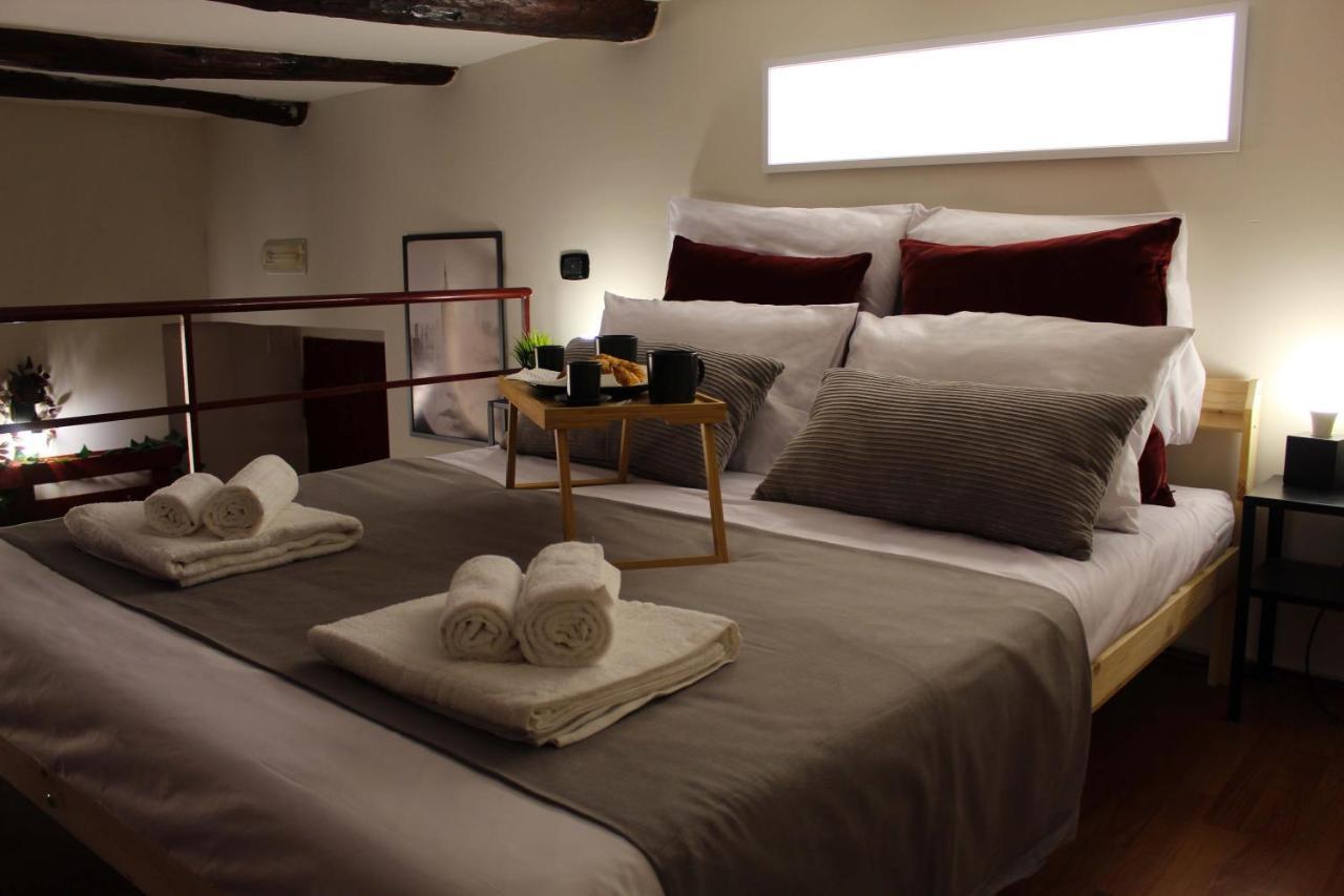 Apartmán Pedamentina Pulcinella Loft Neapol Exteriér fotografie